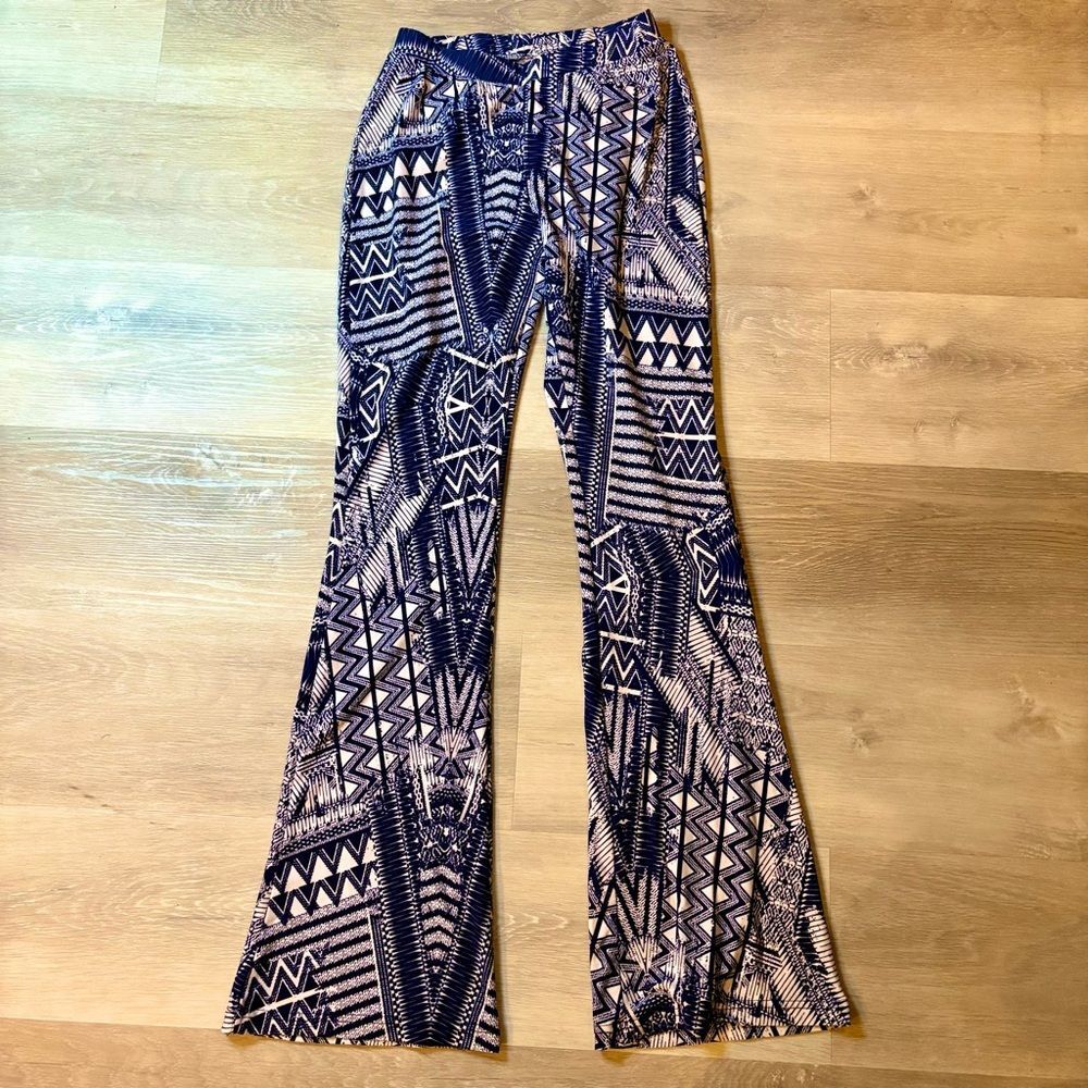 Hot Kiss Pull On Stretch Flare Pants Low Rise Blue and White Size S